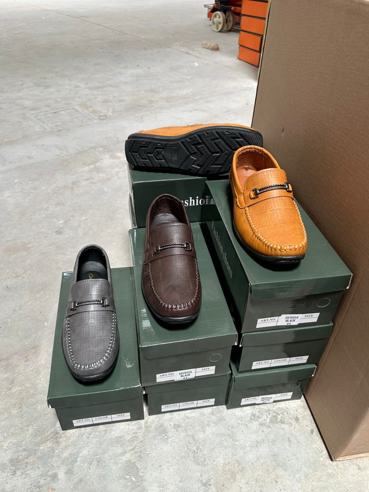 Men loafers