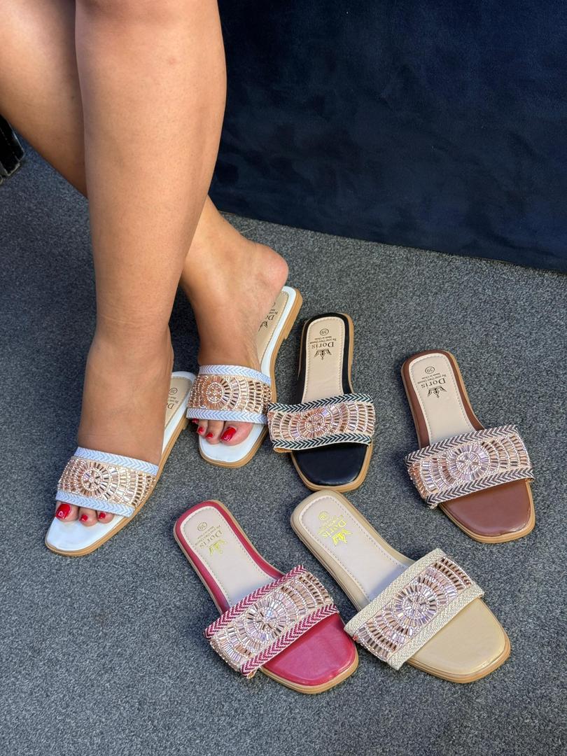 Ladies fashion sandals
