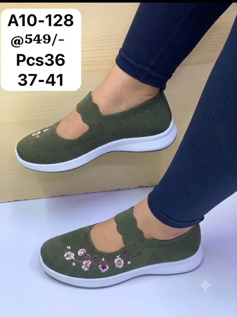 Orthopedic sneakers