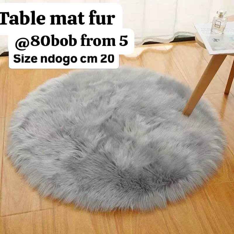 Table mat fur