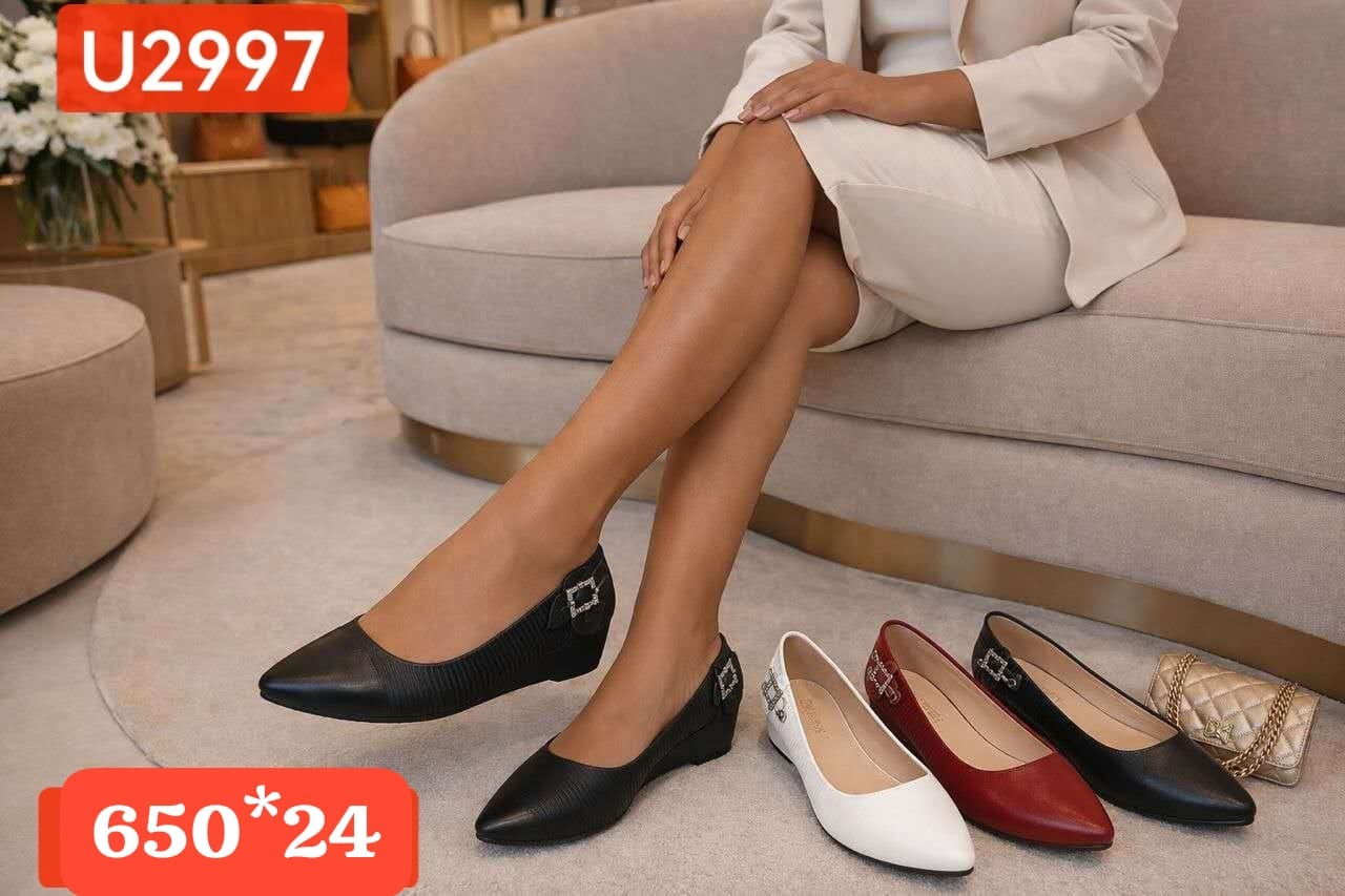 Ladies wedge